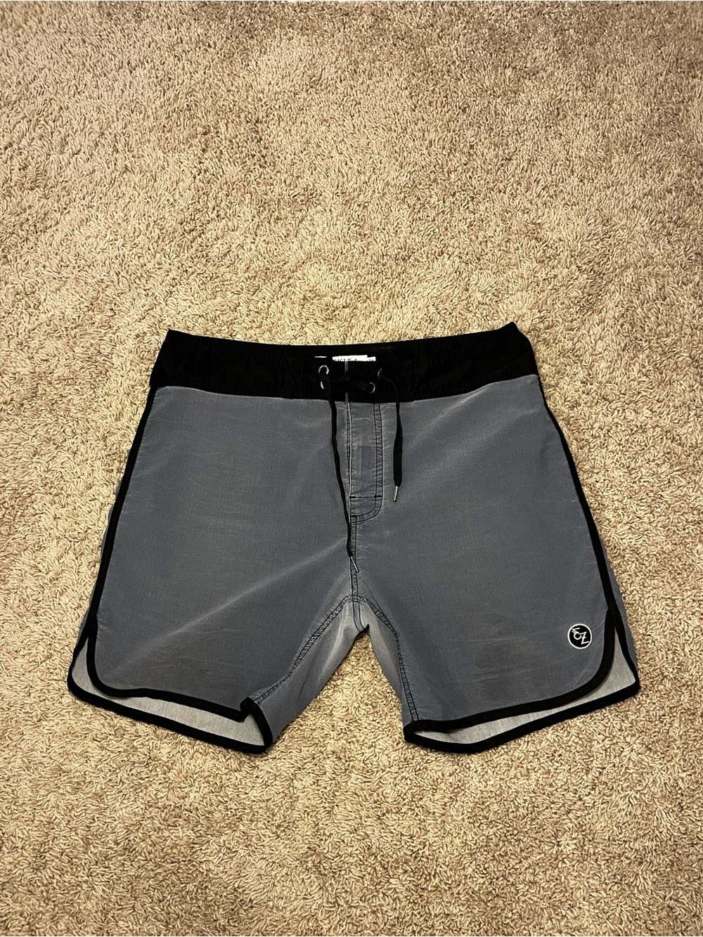 Ezekiel Men’s Gray Black Board Shorts Swim Trunks Size 34 Stretch Blend